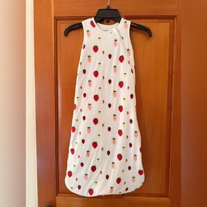 Kyte BABY White and Red Strawberry Sleep Sack size M tog 1.0